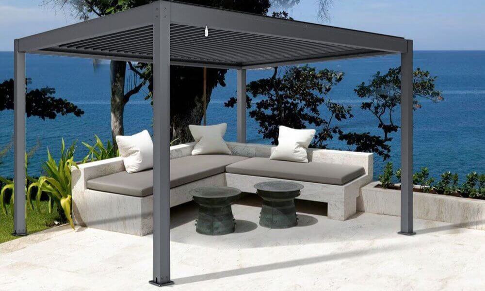 9 Ways To Create the Ultimate Outdoor Entertainment Space