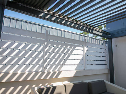 Grand Retractable Pergola - Motorized Louver W/ Lighting